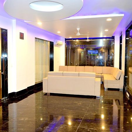 גאזיאבאד Hotel Taru Inn מראה חיצוני תמונה