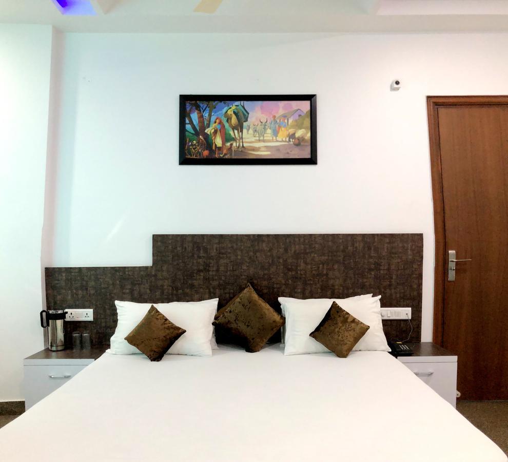 גאזיאבאד Hotel Taru Inn מראה חיצוני תמונה